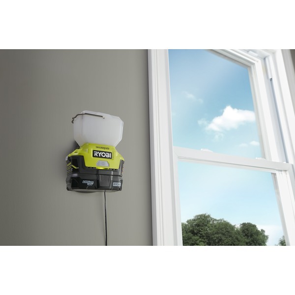 18V ONE+™ EVERCHARGE™ AREA LIGHT KIT 